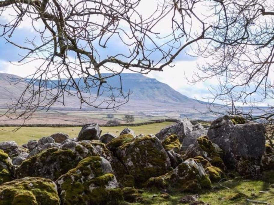 Westside Cottage, Newby, Clapham, Yorkshire Dales National Park, Famous Three Peaks, Near The Lake District, Pets Are Welcome Newby  Exteriör bild