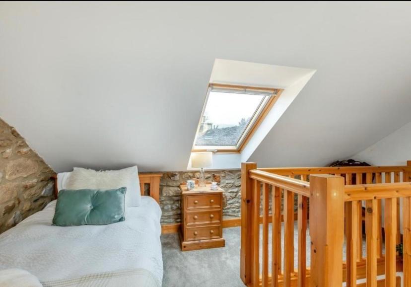Westside Cottage, Newby, Clapham, Yorkshire Dales National Park, Famous Three Peaks, Near The Lake District, Pets Are Welcome Newby  Exteriör bild